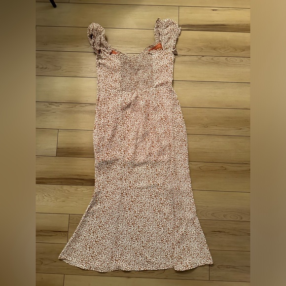 Princess Polly Just Like Heaven Midi Dress - Picture 4 of 5